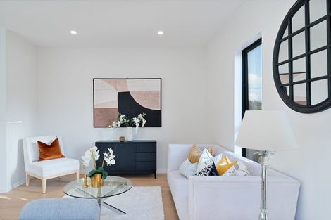 Photo of property in 62b Triangle Road, Massey, Auckland, 0614