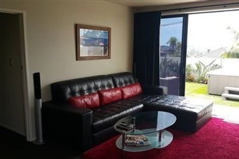 Photo of property in 1/2 Beatrice Avenue, Hillcrest, Auckland, 0627
