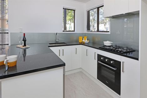Photo of property in 93 Brunner Road, Glen Eden, Auckland, 0602