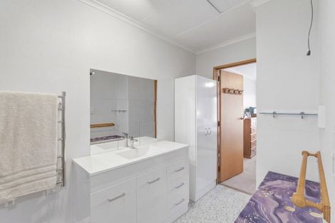 Photo of property in 165b Pukepapa Road, Marton, 4710