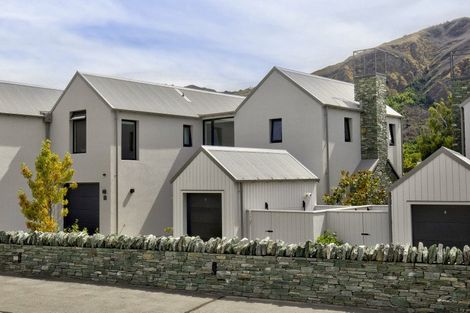 Photo of property in 29 Settlers Way, Arrowtown, 9371