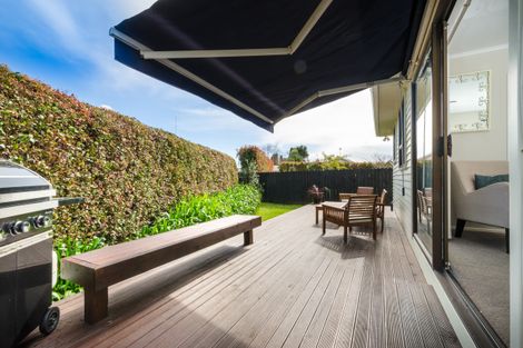 Photo of property in 4 Stafson Lane, Te Atatu Peninsula, Auckland, 0610