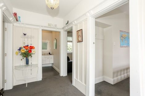 Photo of property in 27 Diamond Avenue, Spreydon, Christchurch, 8024