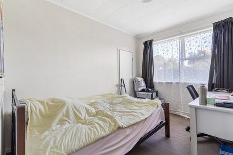 Photo of property in 22 Carbery Place, Manurewa, Auckland, 2102