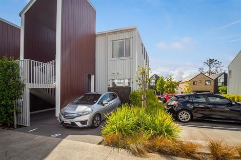 Photo of property in 4/2 Warrant Officer Lane, Hobsonville, Auckland, 0616