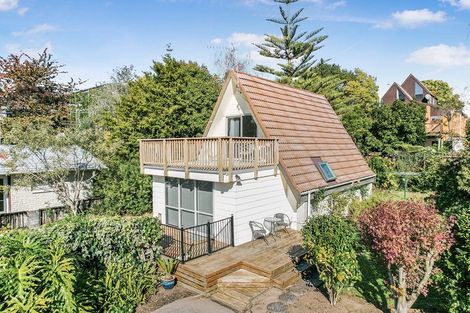 Photo of property in 64 Hazelwood Avenue, Dinsdale, Hamilton, 3204
