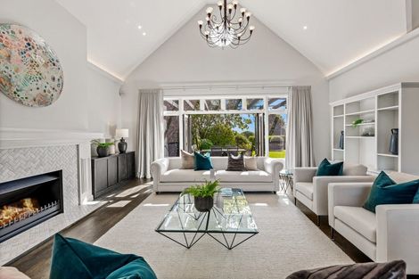 Photo of property in 6 Emily Lane, Greenhithe, Auckland, 0632
