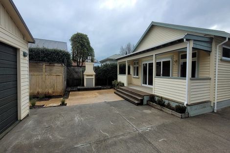 Photo of property in 40 Birdwood Road, Waterloo, Lower Hutt, 5011