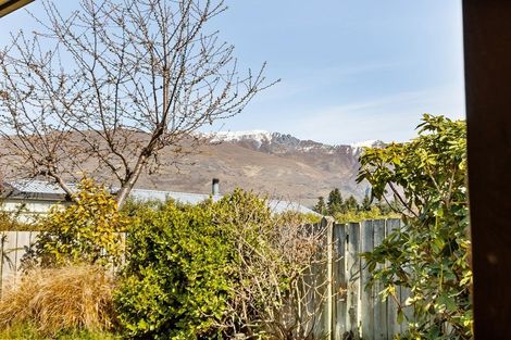 Photo of property in 5a Mercury Place, Wanaka, 9305
