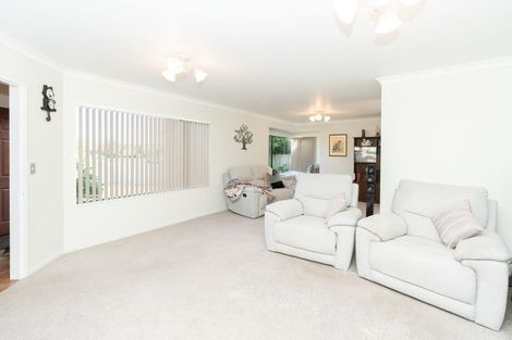 Photo of property in 30 Caversham Drive, Rototuna, Hamilton, 3210
