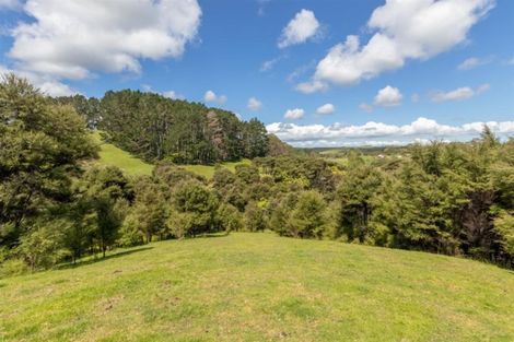 Photo of property in 1310 Old North Road, Helensville, 0875