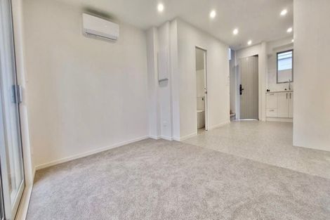 Photo of property in 9/24 Mili Way, Ranui, Auckland, 0612