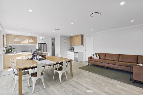 Photo of property in 26 Mike Smith Drive, Cambridge, 3434