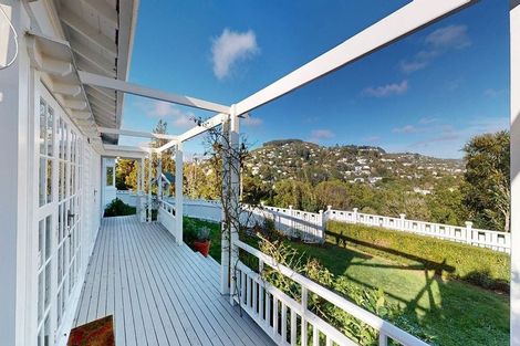 Photo of property in 43 Trelissick Crescent, Ngaio, Wellington, 6035