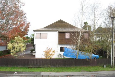 Photo of property in 12b Glenfern Road, Mellons Bay, Auckland, 2014