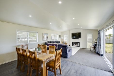 Photo of property in 18 Berwick Street, Flaxmere, Hastings, 4120