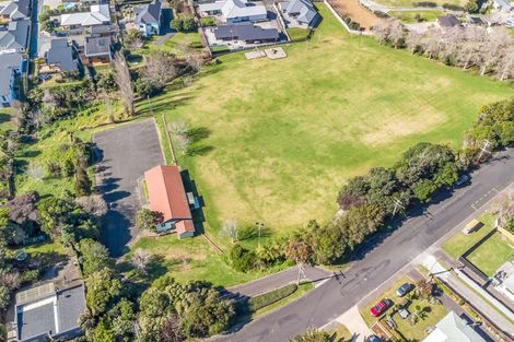 Photo of property in 16 Alberta Road, Glen Avon, New Plymouth, 4312