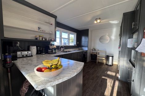 Photo of property in 71 Hedges Street, Sanson, 4817