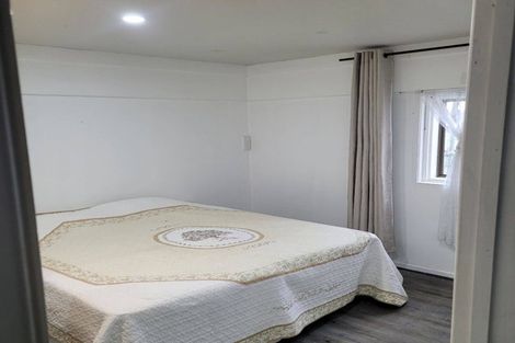 Photo of property in 32 Riverhills Avenue, Pakuranga Heights, Auckland, 2010