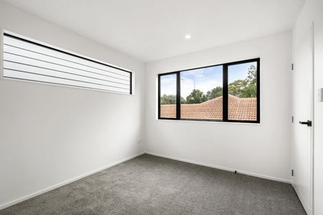 Photo of property in 23b Mercury Lane, Windsor Park, Auckland, 0632
