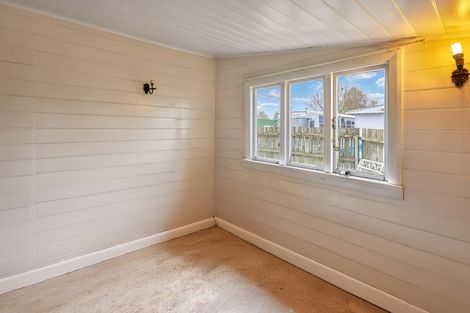 Photo of property in 91 Mcmurdo Street, Tinwald, Ashburton, 7700
