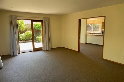 Photo of property in 9 Clyde Road, Upper Riccarton, Christchurch, 8041