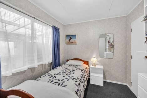 Photo of property in 2/17 Townshend Crescent, Greenmeadows, Napier, 4112