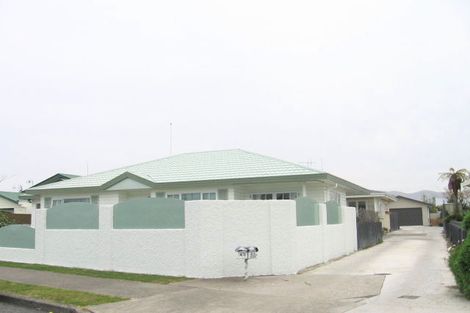 Photo of property in 43a Murphy Road, Taradale, Napier, 4112