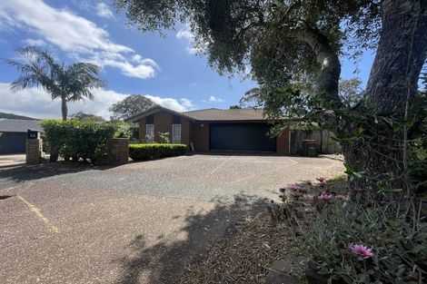 Photo of property in 16 Amherst Place, Albany, Auckland, 0632