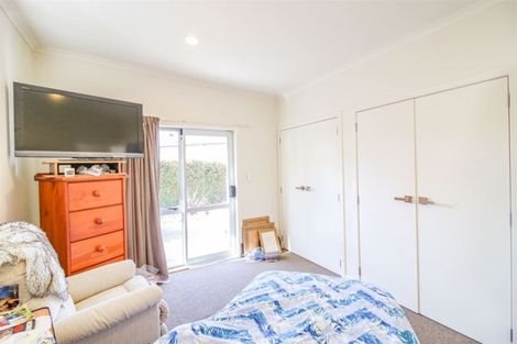Photo of property in 2/2 Alma Road, Gonville, Whanganui, 4501