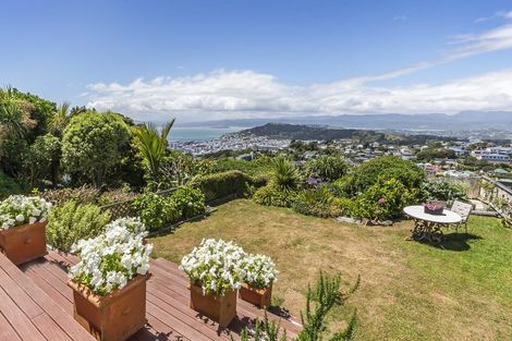 Photo of property in 55 Mitchell Street, Brooklyn, Wellington, 6021