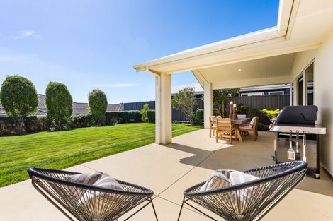 Photo of property in 61 Arataki Road, Havelock North, 4130