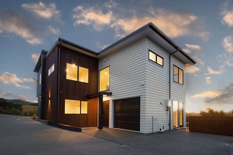 Photo of property in 172a Navigation Drive, Whitby, Porirua, 5024