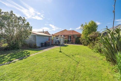 Photo of property in 28 Rowcliffe Crescent, Avonside, Christchurch, 8061
