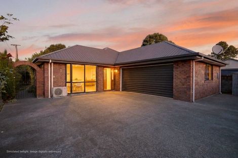 Photo of property in 2/8 Fovant Street, Russley, Christchurch, 8042