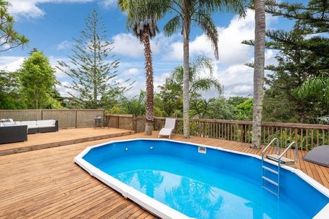 Photo of property in 105 Kia Ora Road, Beach Haven, Auckland, 0626