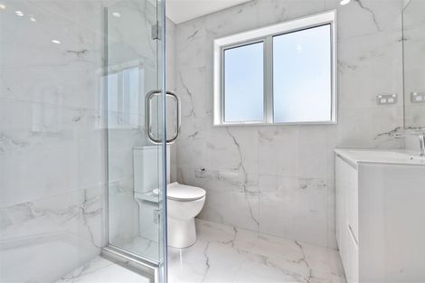 Photo of property in 72e Grove Road, Papakura, 2110