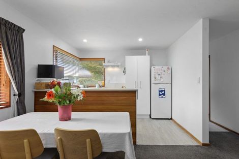 Photo of property in 37 Jennifer Street, Bryndwr, Christchurch, 8053