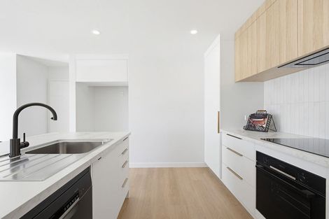 Photo of property in 2/11 Landing Road, Whakatane, 3120