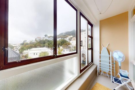 Photo of property in 12/4f Claremont Grove, Mount Victoria, Wellington, 6011
