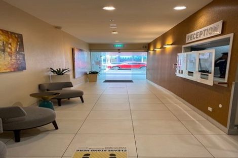 Photo of property in 909/17 Osterley Way, Manukau, Auckland, 2104