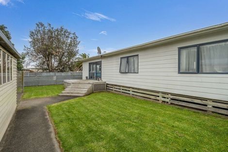 Photo of property in 49a Thatcher Street, Castlecliff, Whanganui, 4501