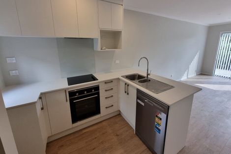 Photo of property in 2/125b Metcalfe Road, Ranui, Auckland, 0612