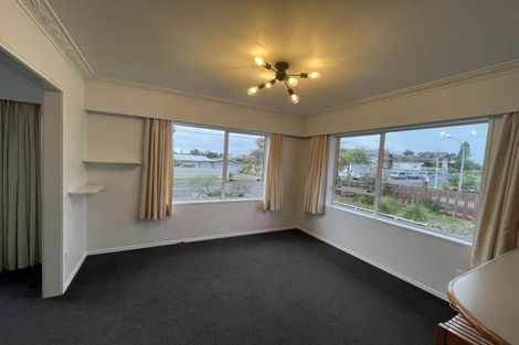 Photo of property in 54 Wairau Road, Oakura, 4314