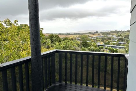 Photo of property in 1 Bay View Road, Raglan, 3225