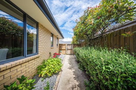 Photo of property in 43a Shortland Street, Wainoni, Christchurch, 8061