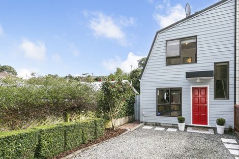 Photo of property in 24f1 Akatea Street, Berhampore, Wellington, 6023