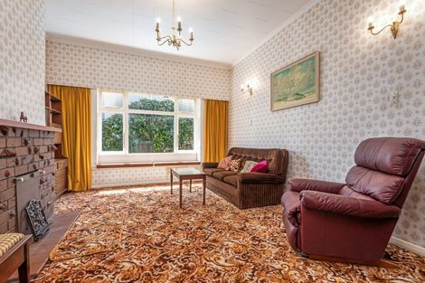 Photo of property in 23 Argyle Avenue, Takaro, Palmerston North, 4410