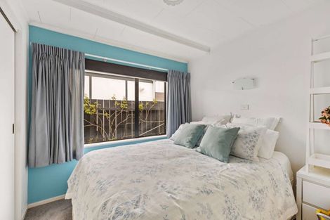 Photo of property in 1/1 Coronation Avenue, Welbourn, New Plymouth, 4310