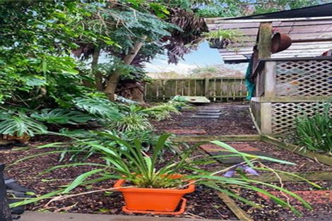 Photo of property in 61 Arawa Street, New Lynn, Auckland, 0600